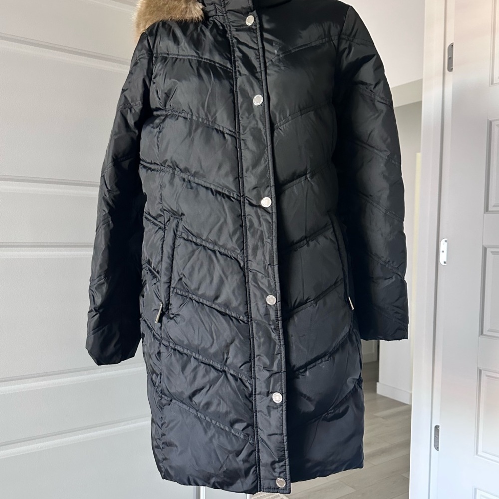 Micheal Korrs Puffer Coat with Faux Fur Trim - Picture 4 of 7